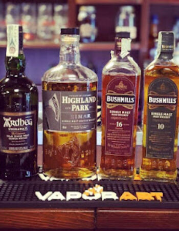 Green Clover IrishPub